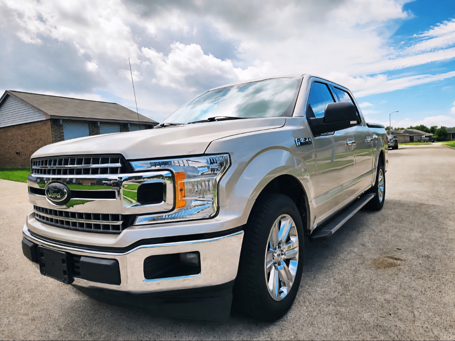 Gold Ford F-150 from our vehicle gallery